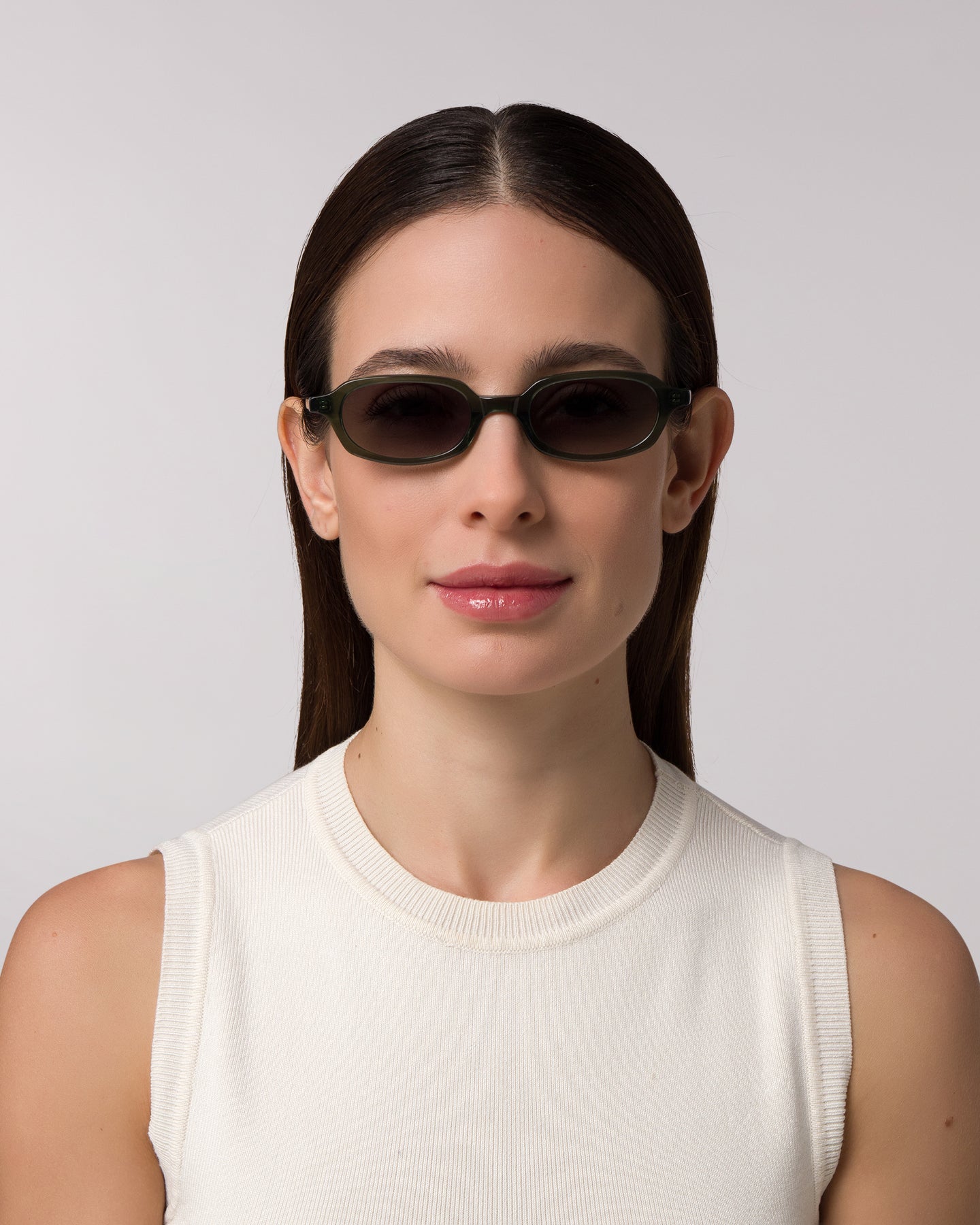 Best Sunglasses for Women – Carolyn Pine, Available Online in USA, UK, Canada & UAE
